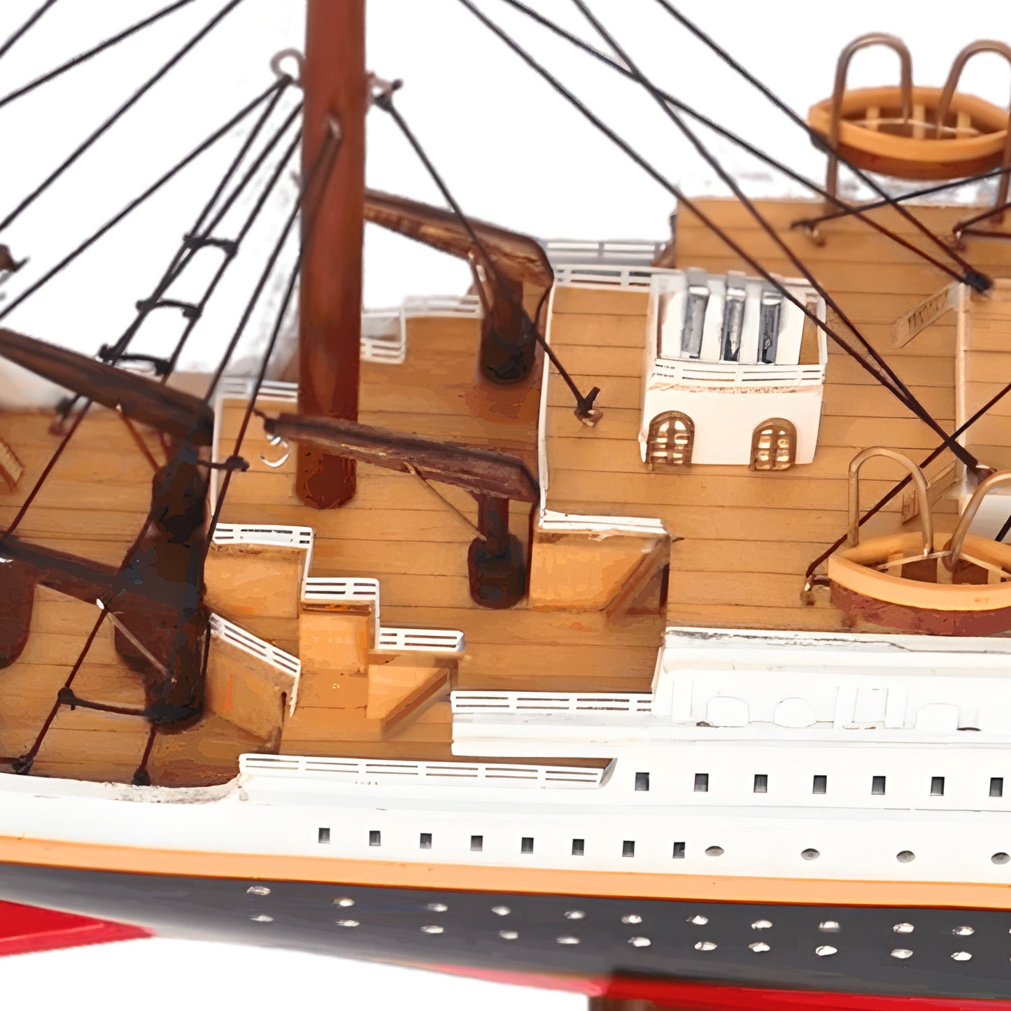 RMS Titanic Wooden Ship Model – 60cm | Handcrafted Mahogany & Acacia