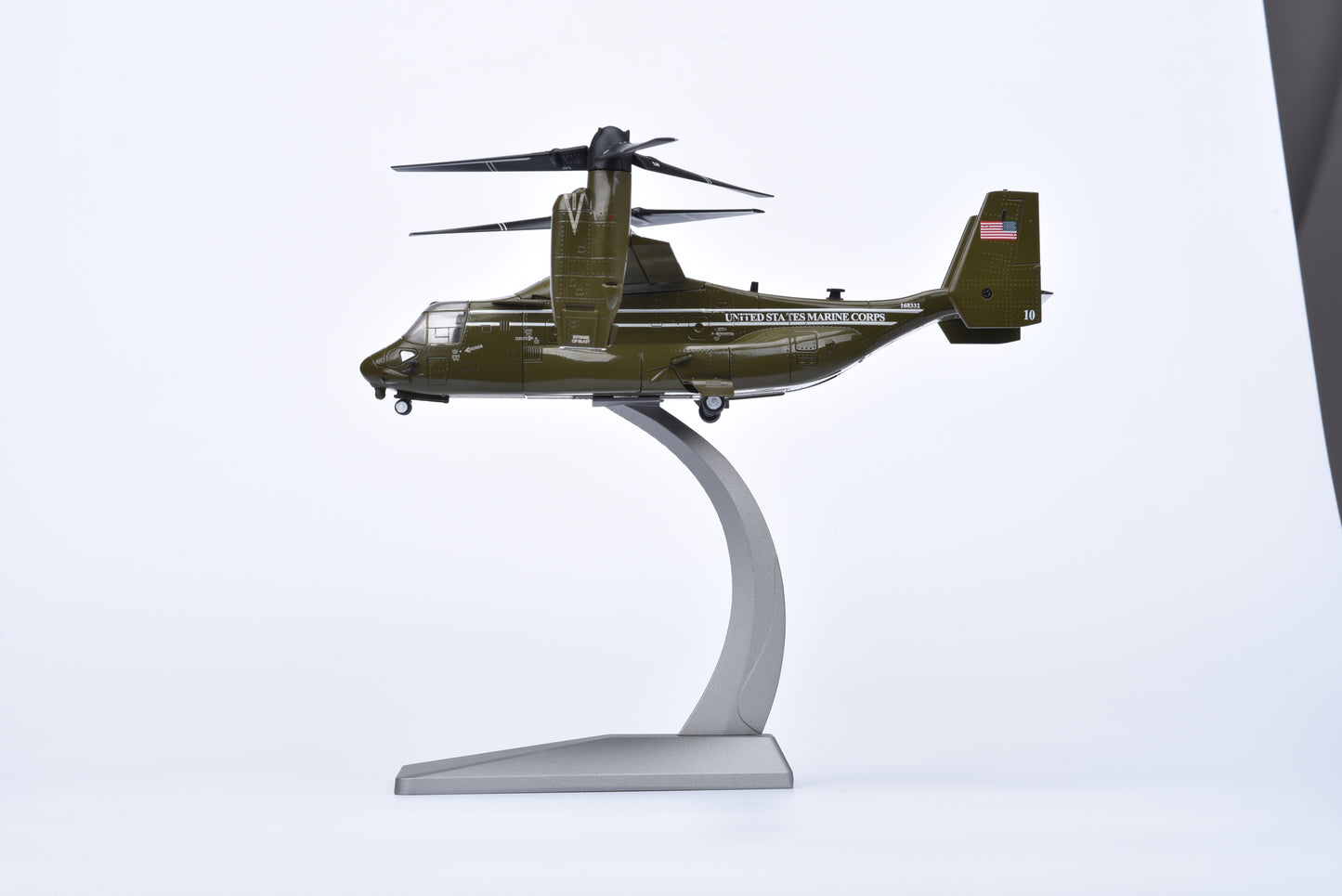1:72 V-22 Osprey Tiltrotor Aircraft Model