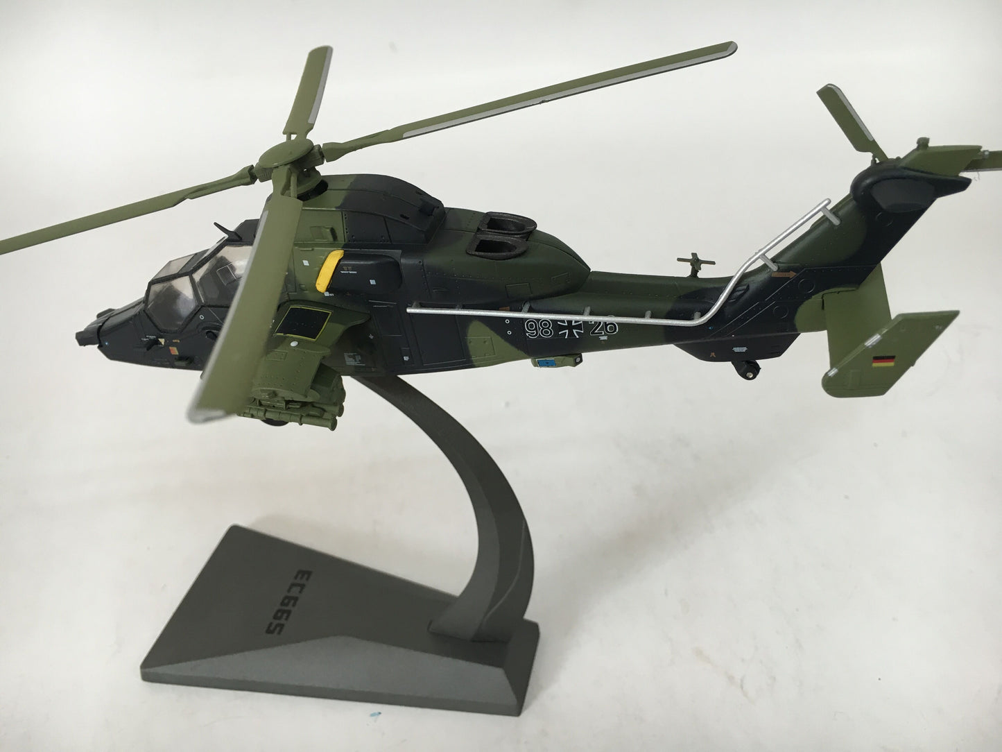 1:72 EC665 Tiger Attack Helicopter Model