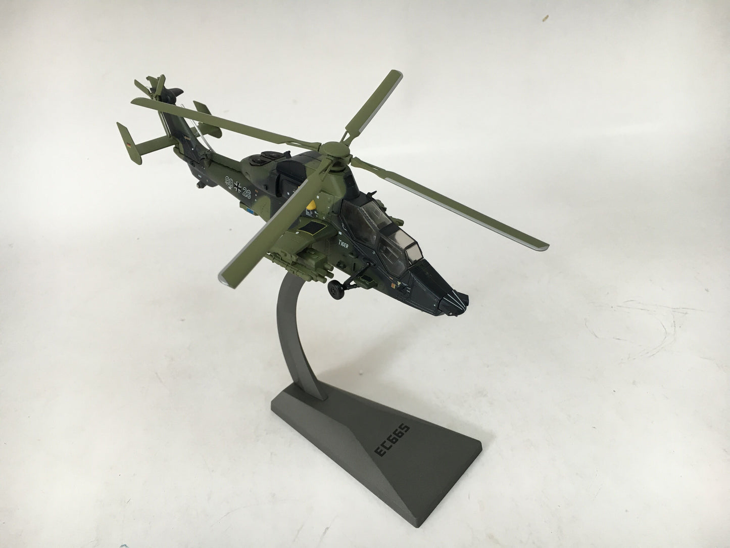 1:72 EC665 Tiger Attack Helicopter Model