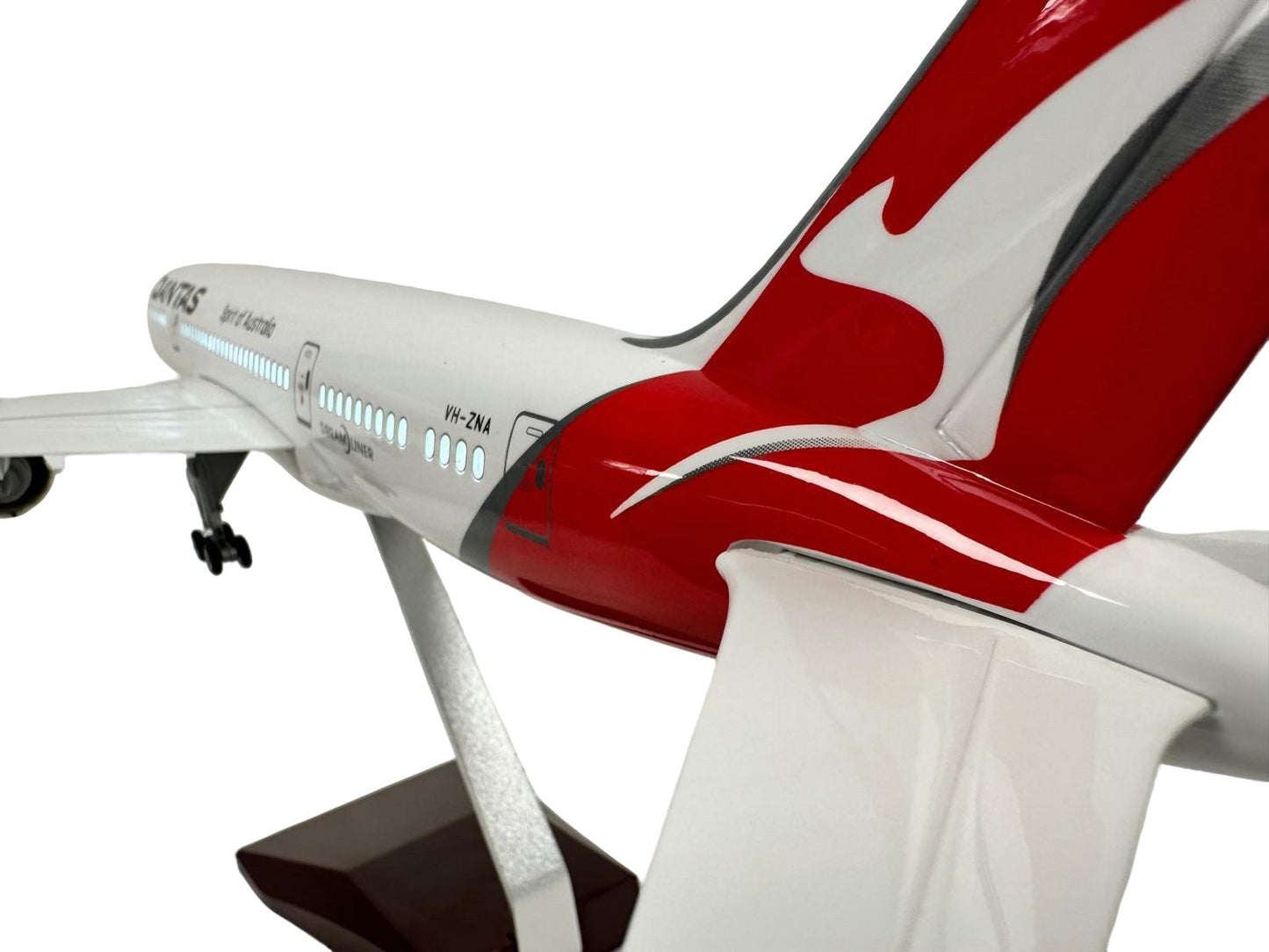 Qantas 787 Boeing Model Plane Large Scale Ideal Gift With Stand - Authentic Replicas & Models