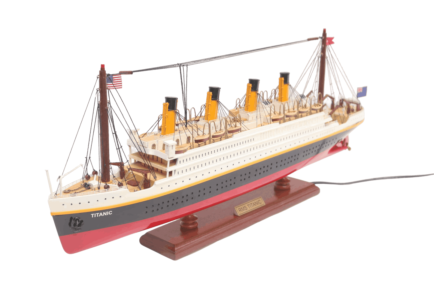 RMS Titanic scale model with light feature 60cm