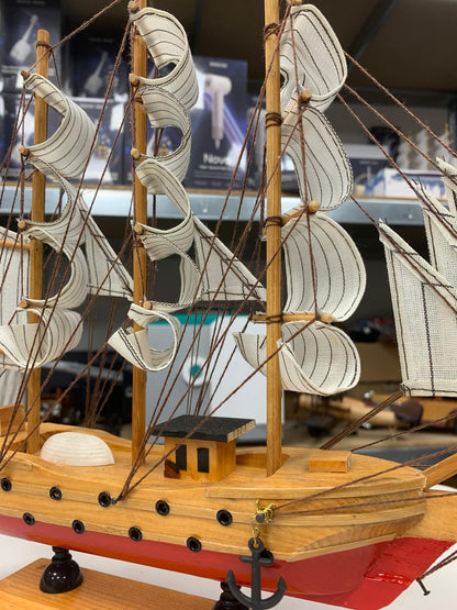 Confection Wooden Sailing Ship 1t Model 33cm Assembled