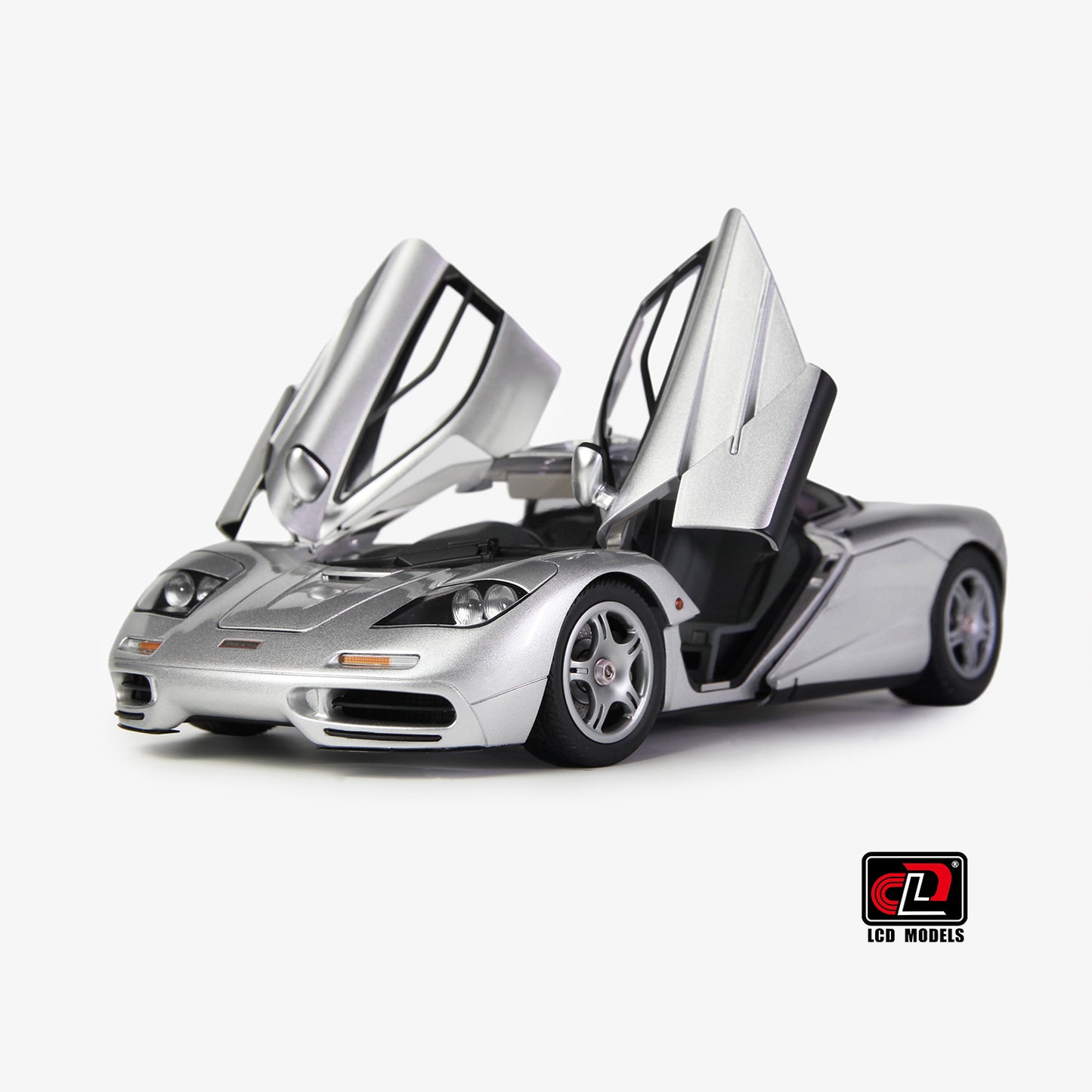 LCD Models McLaren F1 Die-Cast Model Car 1:18 Silver