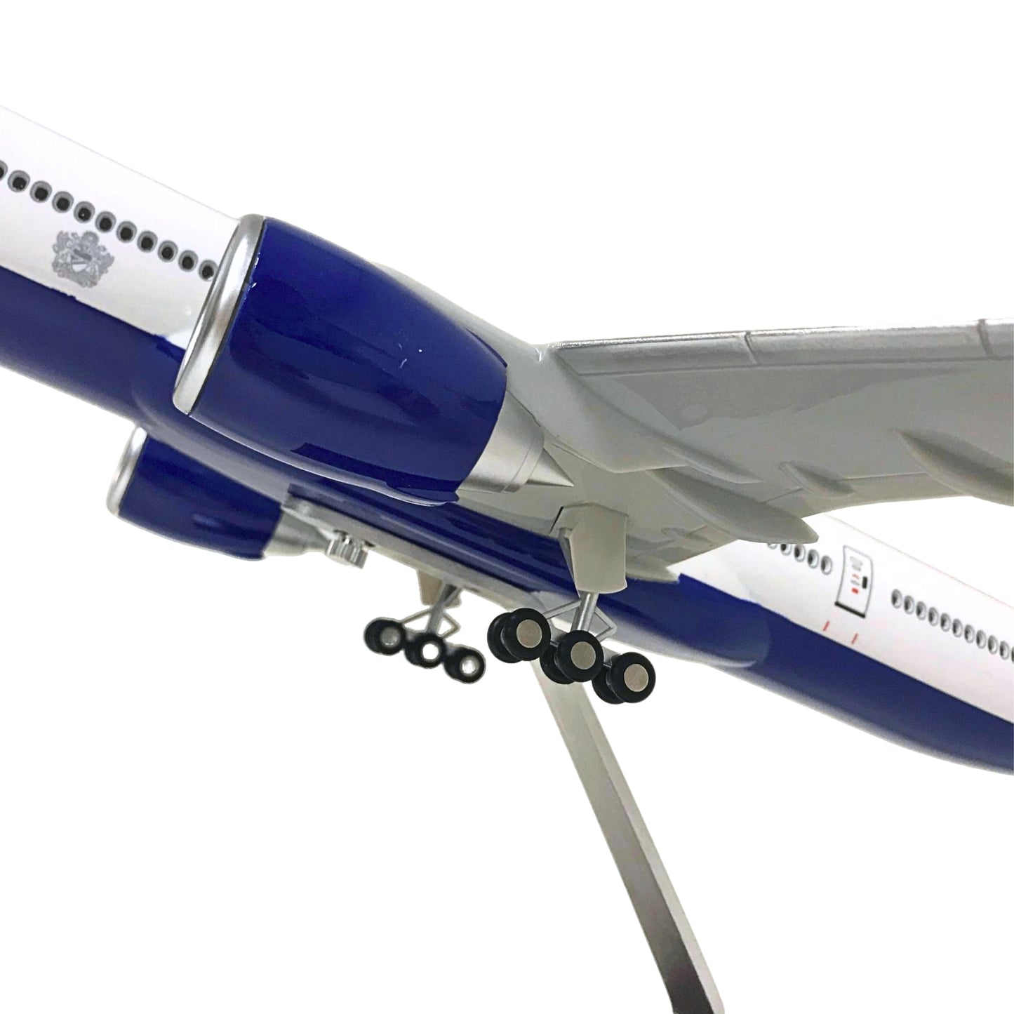 British Airways Boeing 777 Model Plane 1:157 – 42 cm