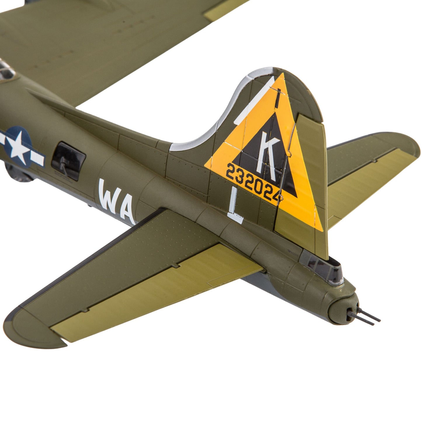 B-17 Flying Fortress “Swamp Fire” – WWII Heavy Bomber Diecast Model 1:200