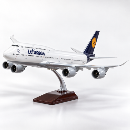Lufthansa Boeing 747-8 Model Plane 1:160