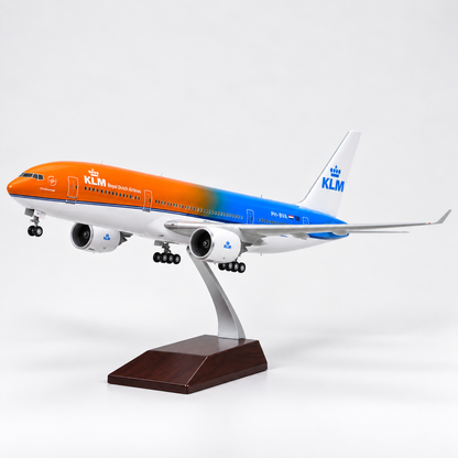 KLM Boeing 777 Model Plane 1:157 - Enhance Your Aviation Collection