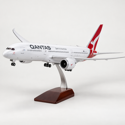 Qantas 787 Dreamliner Model: A Stunning 1:130 Scale Replica
