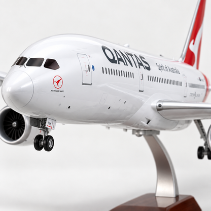 Qantas 787 Dreamliner Model: A Stunning 1:130 Scale Replica