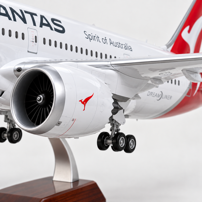 Qantas 787 Dreamliner Model: A Stunning 1:130 Scale Replica