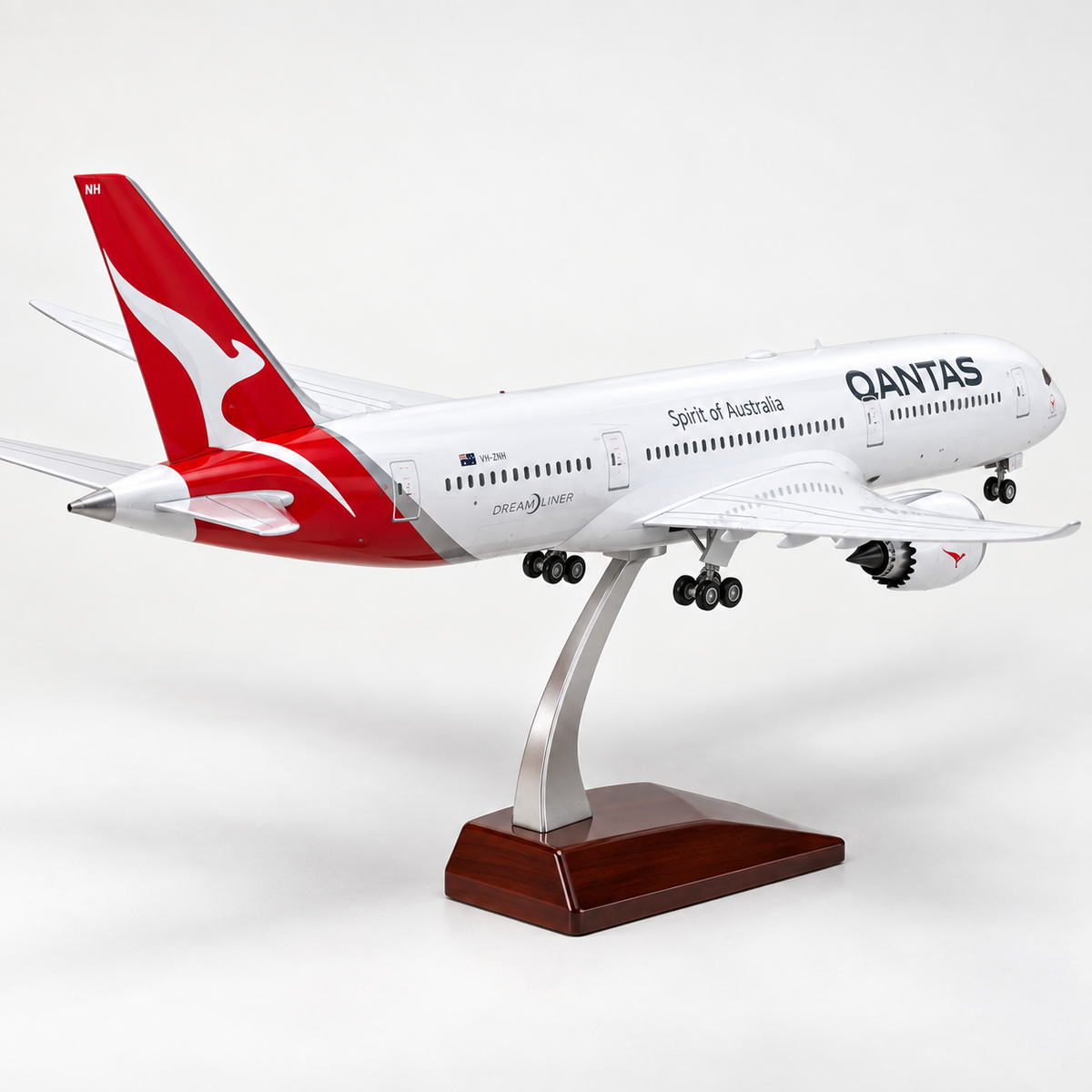 Qantas 787 Dreamliner Model: A Stunning 1:130 Scale Replica