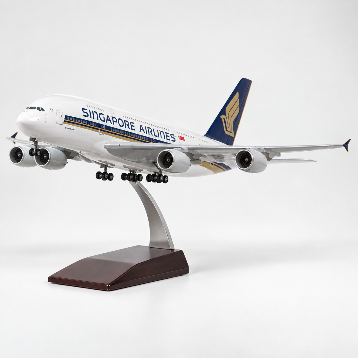 Singapore Airlines A380 Model Aircraft - Stunning Large Display Plane