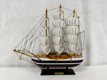 Handmade Ship Model 1Q – 32cm Collector’s Edition Gift - Authentic Replicas & Models