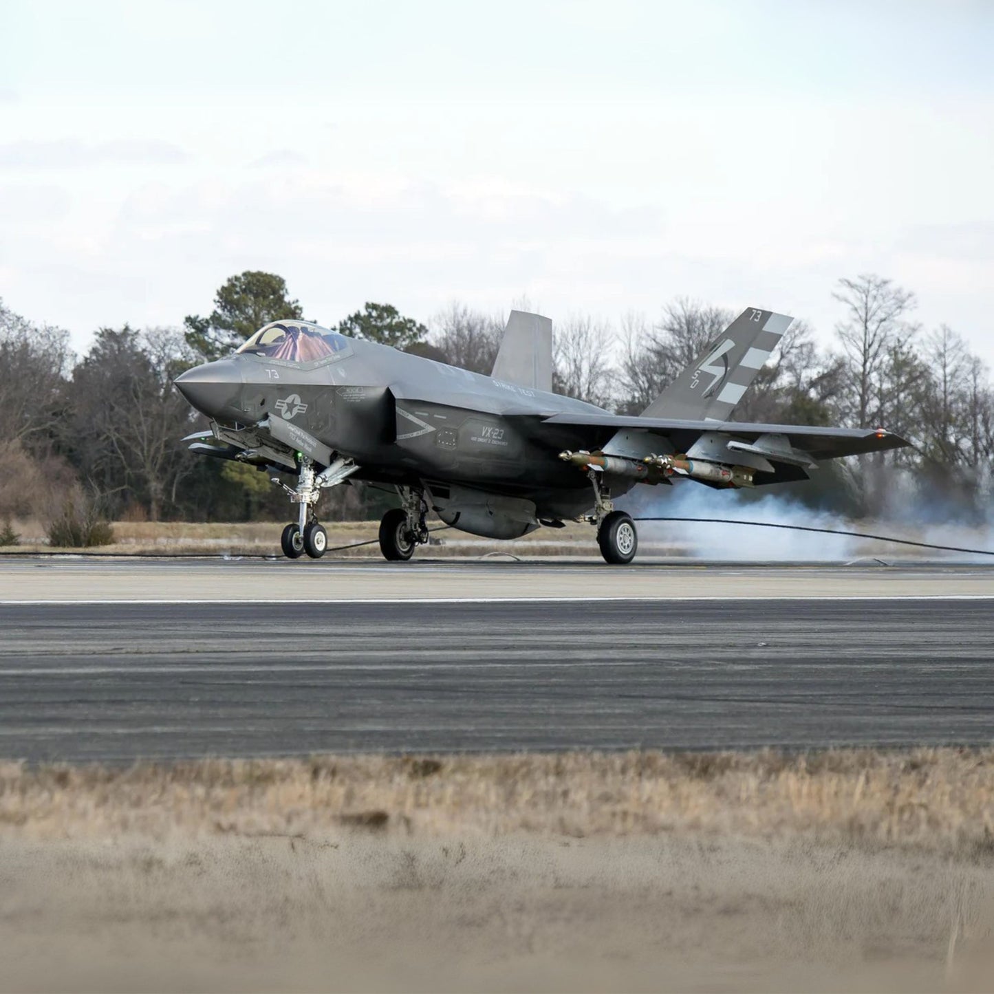 F-35C Lightning II “Salty Dogs” – Navy Jet Diecast Model 1:72
