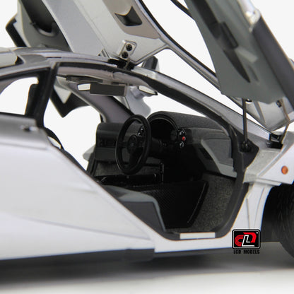 LCD Models McLaren F1 Die-Cast Model Car 1:18 Silver