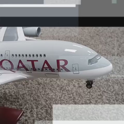 Qatar Airways Airbus A380 Model Plane Video